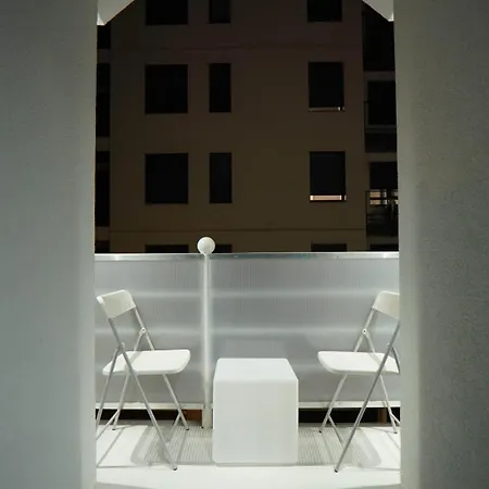Magic With Jaccuzzi And Sauna Apartment *