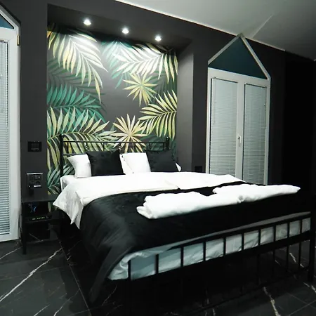 Magic With Jaccuzzi And Sauna Apartment Belgrade
