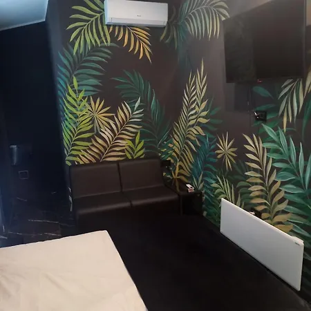 Apartment Magic With Jaccuzzi And Sauna Belgrade