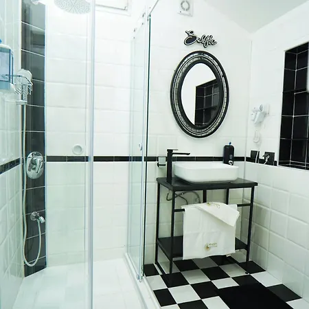 Apartment Magic With Jaccuzzi And Sauna Belgrade
