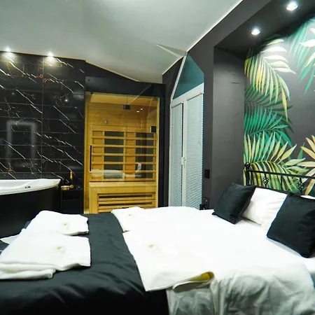 Apartment Magic With Jaccuzzi And Sauna